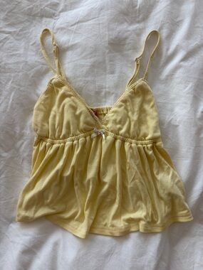 Edikted Yellow Ribbed Cute Flowy Top